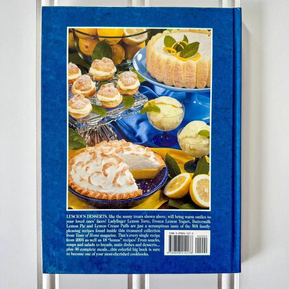 2005 Taste of Home Annual Recipes Hardcover Vintage Cookbook | 504 Recipes